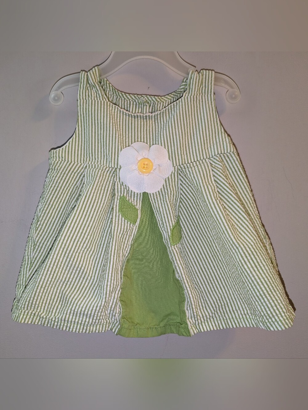 💚 Gymboree Green and White Seersucker Striped Daisy Tank Top Toddler Girl 18-24